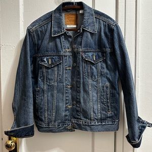Levi’s Boyfriend Fit Jean Jacket